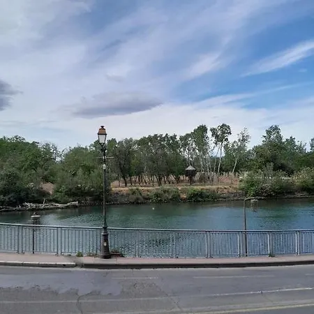 Authentique Au Bord Du Fleuve Hérault Apartamento