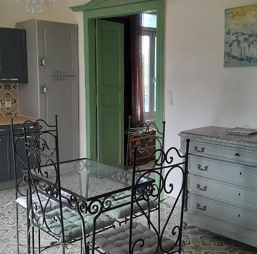 Authentique Au Bord Du Fleuve Hérault Apartamento